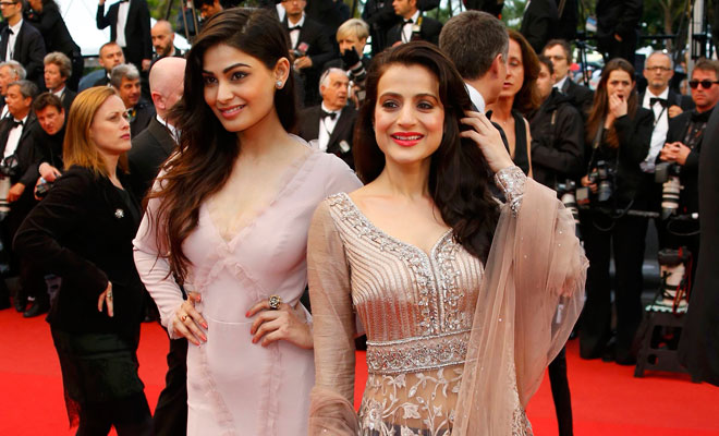 Ameesha Patel is a desi girl at Cannes